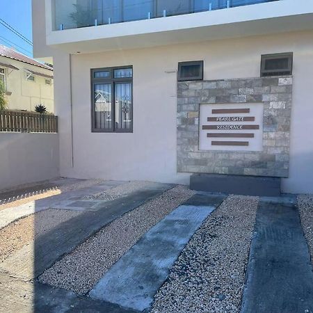 Pearl Gate Residence Apt No 3 Flic en Flac Экстерьер фото