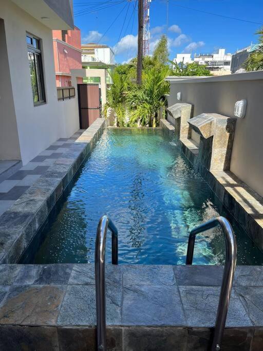 Pearl Gate Residence Apt No 3 Flic en Flac Экстерьер фото