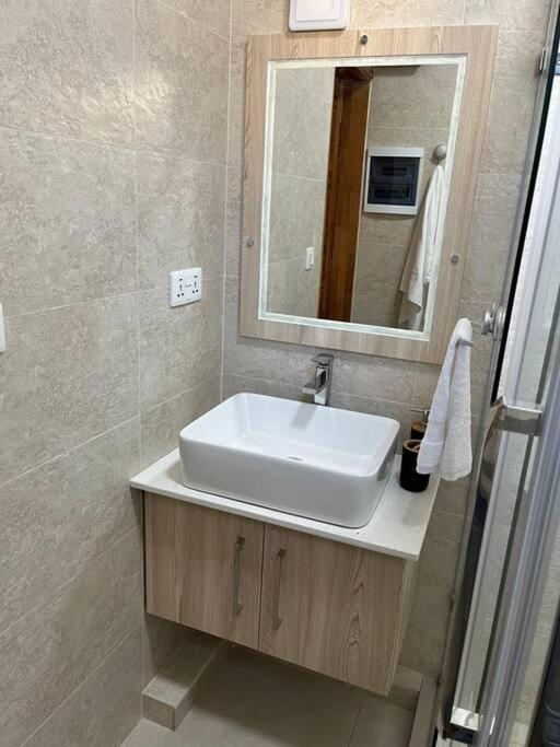 Pearl Gate Residence Apt No 3 Flic en Flac Экстерьер фото